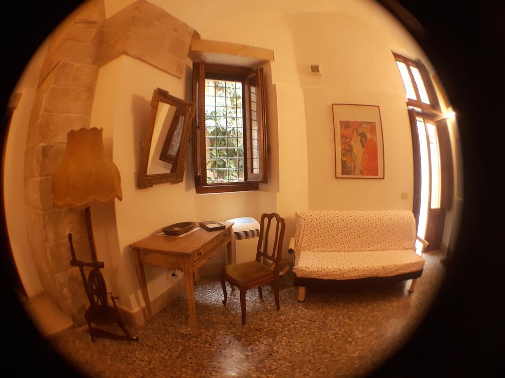 Bed and Breakfast Antica Galateo Лечче Екстер'єр фото