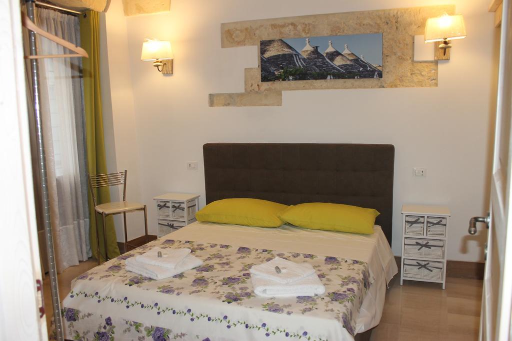 Bed and Breakfast Antica Galateo Лечче Екстер'єр фото